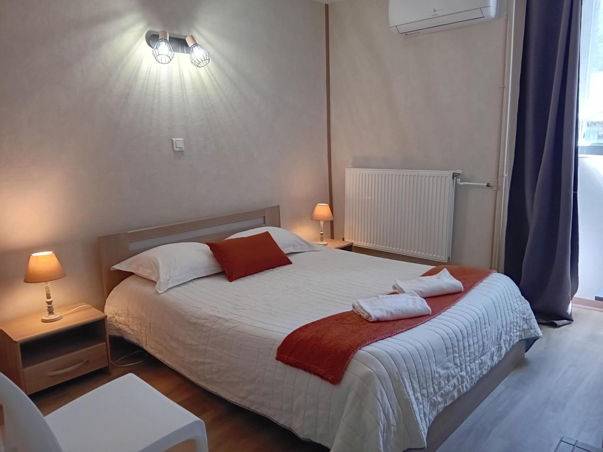 Hôtel La Gravenne Thueyts Esterno foto