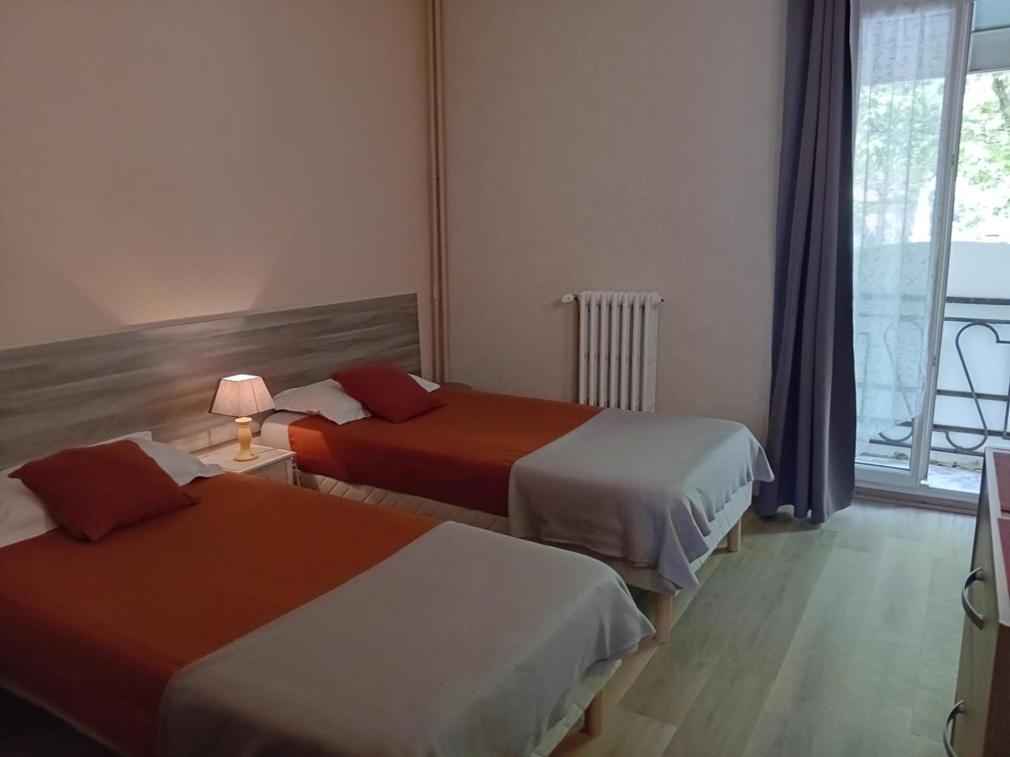 Hôtel La Gravenne Thueyts Esterno foto