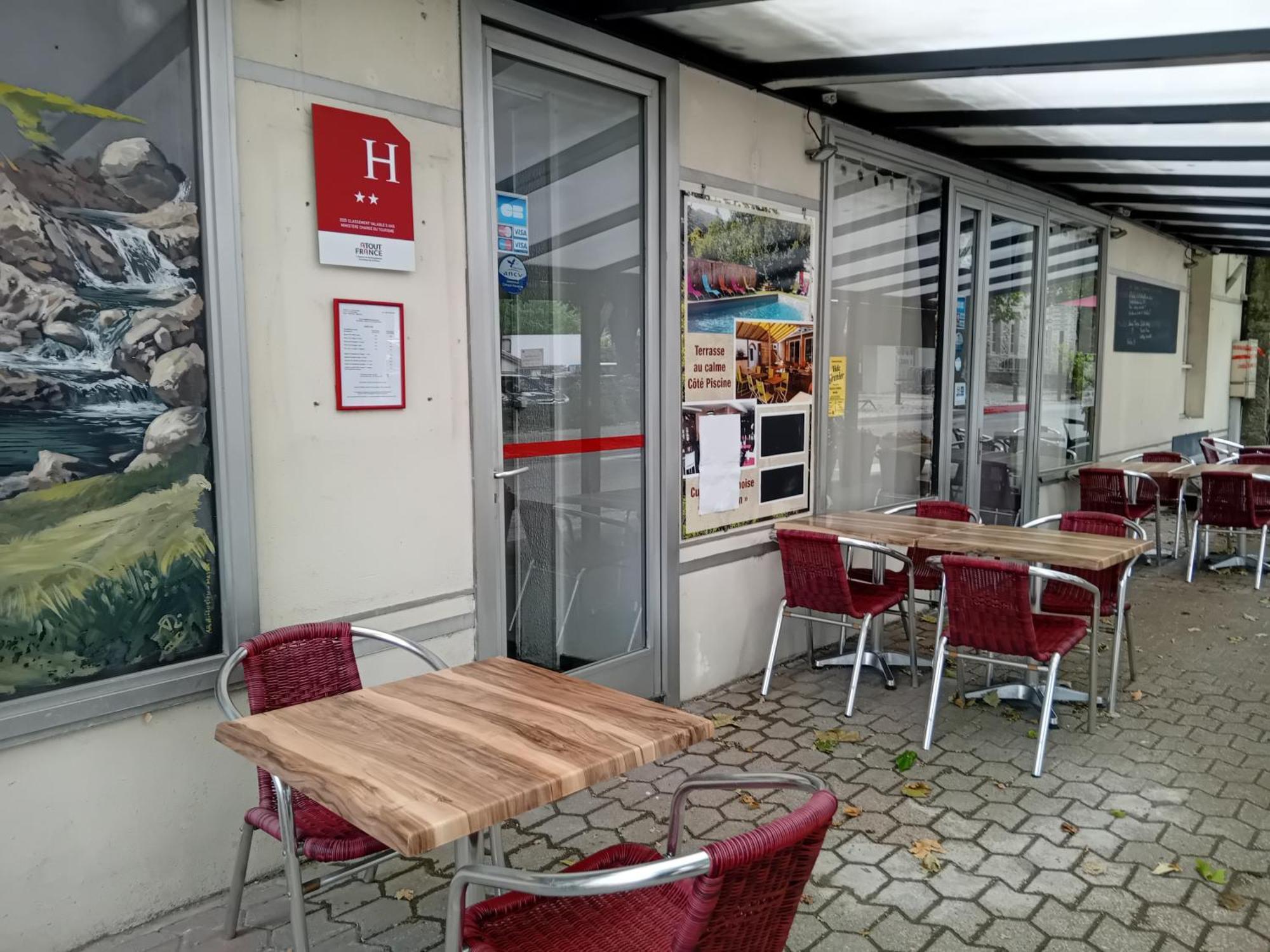 Hôtel La Gravenne Thueyts Esterno foto